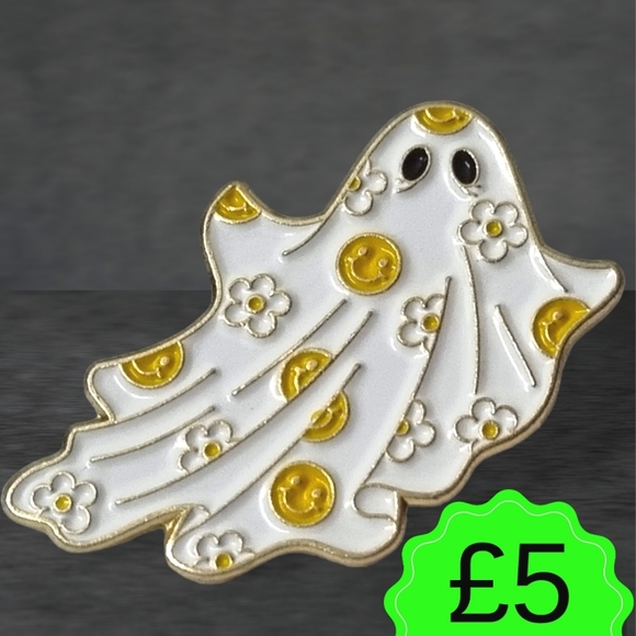 Jewelry - Halloween Ghost Pin Brooch.